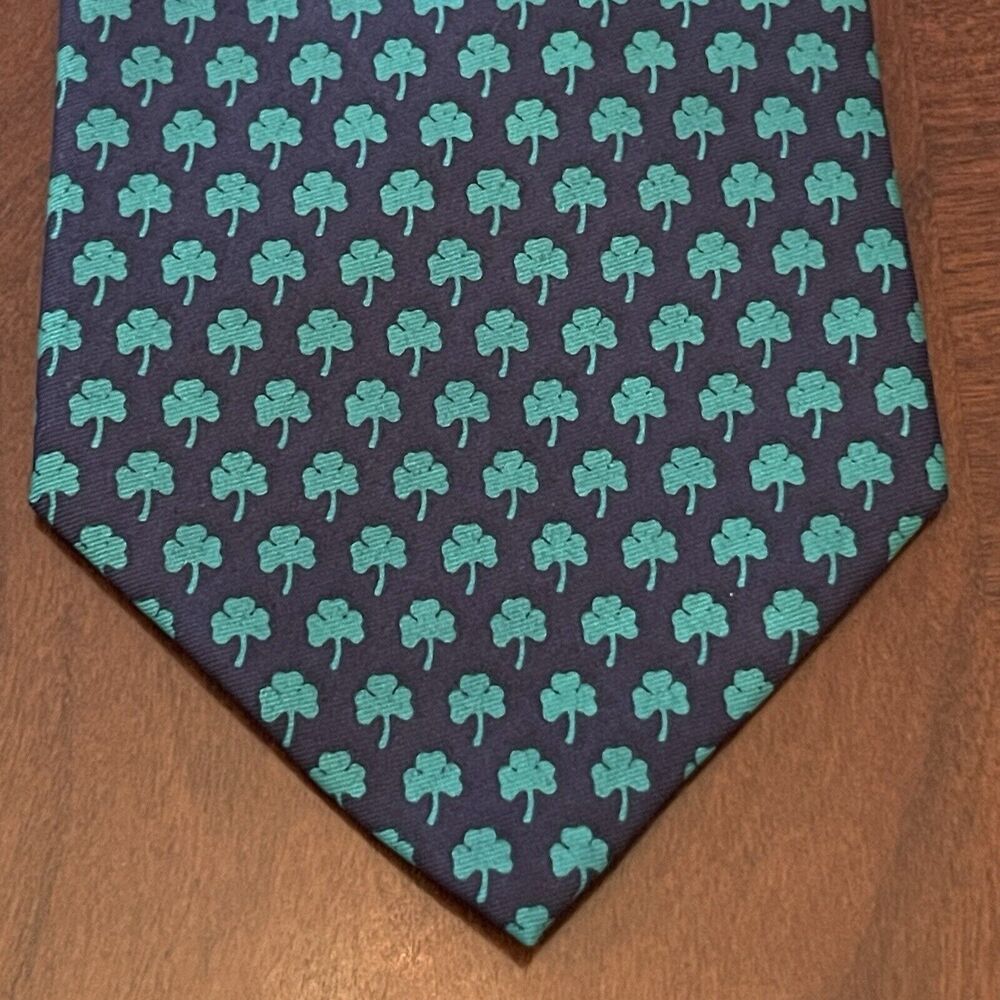 Utopia Green Blur Hand Made 100% Rayon Men’s Neck Tie Made In China